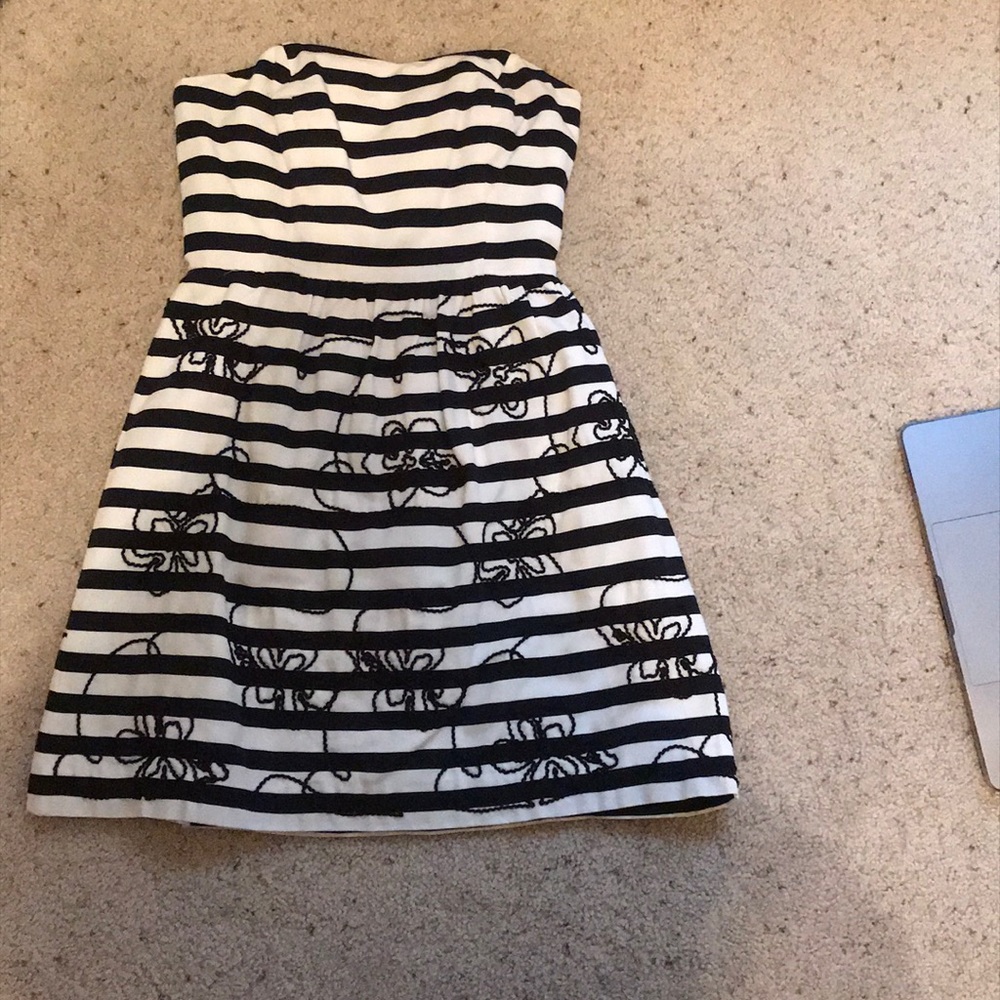 Black and white flower Lilly Pulitzer dress